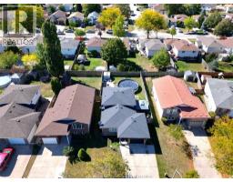 1812 VICKY CIRCLE - 32
