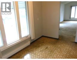 1262 COTTAGE - 9