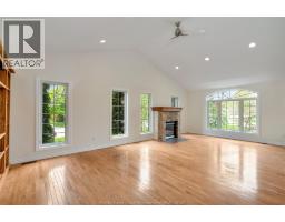 9 Creekview COURT - 12
