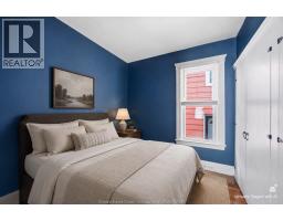 924 MARENTETTE AVENUE - 12