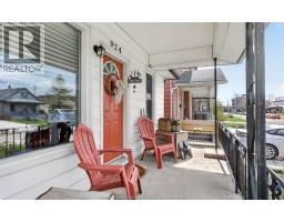 924 MARENTETTE AVENUE - 2
