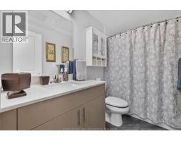 1611 BANWELL ROAD UnitNo. 120 - 15