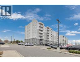 1611 BANWELL ROAD UnitNo. 120 - 3
