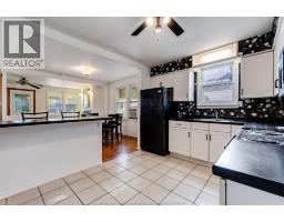 679 Stanley STREET - 11