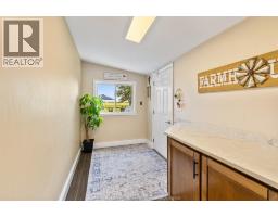 668 County Rd 50 West - 18