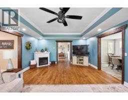 668 County Rd 50 West - 23