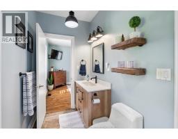 668 County Rd 50 West - 26