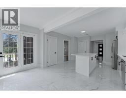 2390 PRINCESS AVENUE - 15