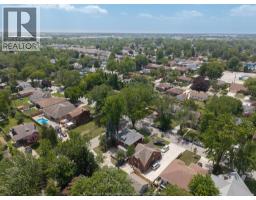2390 PRINCESS AVENUE - 36