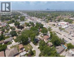 2390 PRINCESS AVENUE - 37