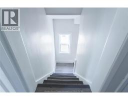 950 ELSMERE - 19