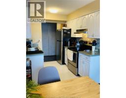 150 PARK STREET West UnitNo. 1505 - 4
