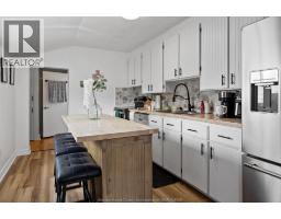 49 MAPLE Row - 12