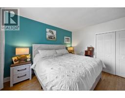 49 MAPLE Row - 8