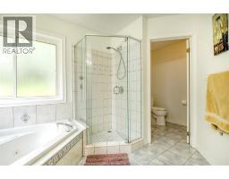 36 Meadow LANE - 9