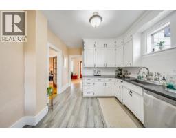 879 DAWSON - 17