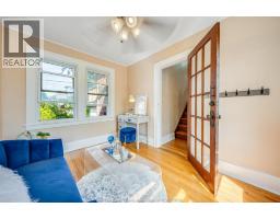 879 DAWSON - 22