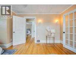 879 DAWSON - 29