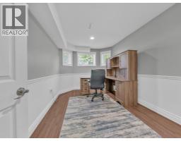 3711 MAGUIRE - 44