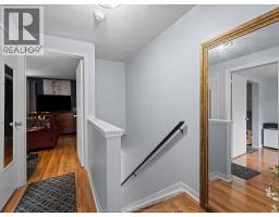 266 Victoria STREET South - 10