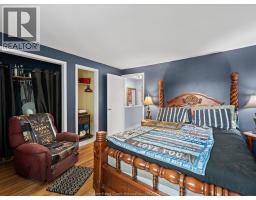 266 Victoria STREET South - 12