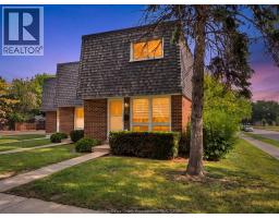 266 Victoria STREET South - 21