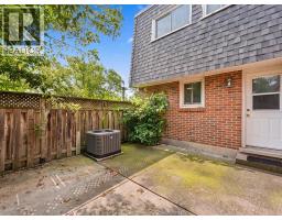 266 Victoria STREET South - 23
