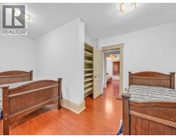 883 MONMOUTH - 39