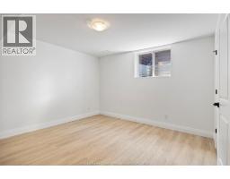 1214 CAMPANA CRESCENT - 33