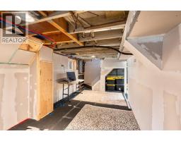 2322 LILLIAN AVENUE - 33