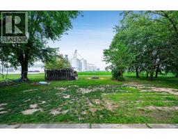 3070 County Rd 8 - 35