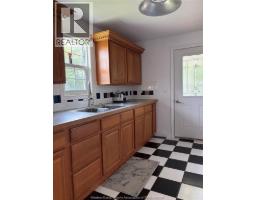 949 East West Rd - 16