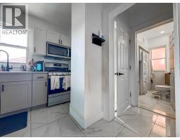 1037 HOWARD AVE - 13