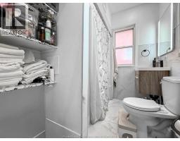 1037 HOWARD AVE - 8