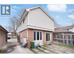 8665 DARLINGTON CRESCENT - 25