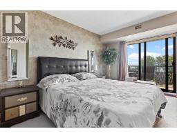 109 ROBSON UnitNo. 403 - 14