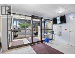 3950 WYANDOTTE STREET East UnitNo. 306 - 4