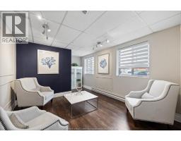 3950 WYANDOTTE STREET East UnitNo. 306 - 6