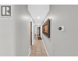 1060 WOODLAND CRESCENT - 20