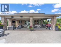 1060 WOODLAND CRESCENT - 5
