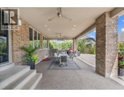 1060 WOODLAND CRESCENT - 8