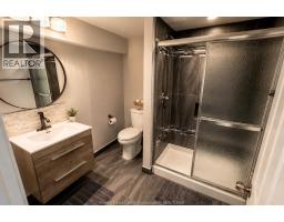 1030 SOUTH PACIFIC AVENUE - 22
