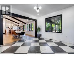 568 Road 2 West - 3