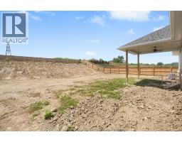 302 BLAKE AVENUE - 25
