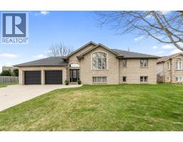 7 Beniuk COURT - 1
