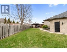 7 Beniuk COURT - 33