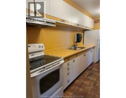 5125 RIVERSIDE DRIVE East UnitNo. 902 - 15