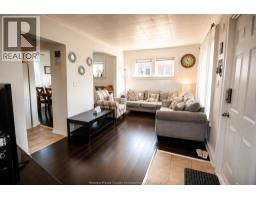 870 SHEPHERD STREET East - 4