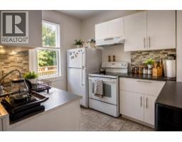 870 SHEPHERD STREET East - 6
