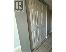647 Irvine AVENUE UnitNo. 301 - 10